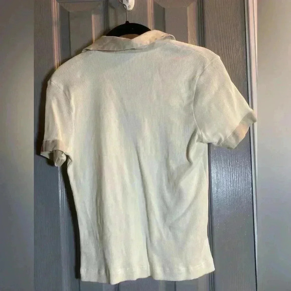 Liz Claiborne Lizsport Petite in a cream color. Size Petite - Picture 2 of 4